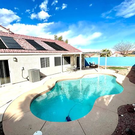 Sweet Spacious 5 Bdrm Home With Pool ラスベガス エクステリア 写真
