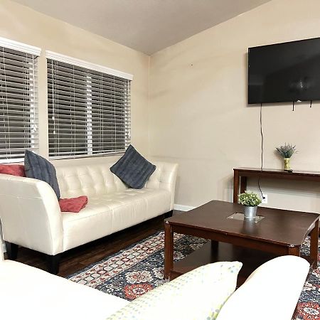 Sweet Spacious 5 Bdrm Home With Pool ラスベガス エクステリア 写真
