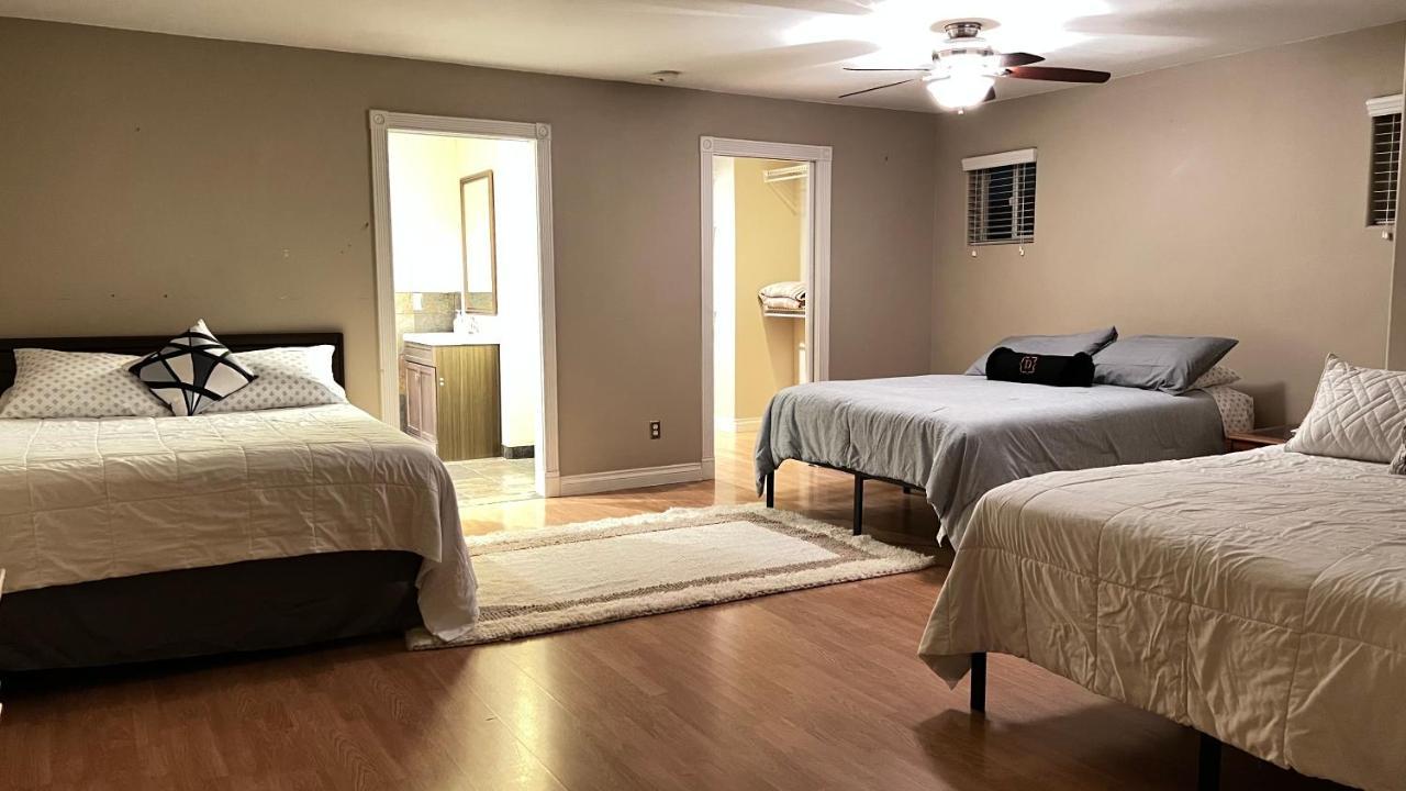 Sweet Spacious 5 Bdrm Home With Pool ラスベガス エクステリア 写真